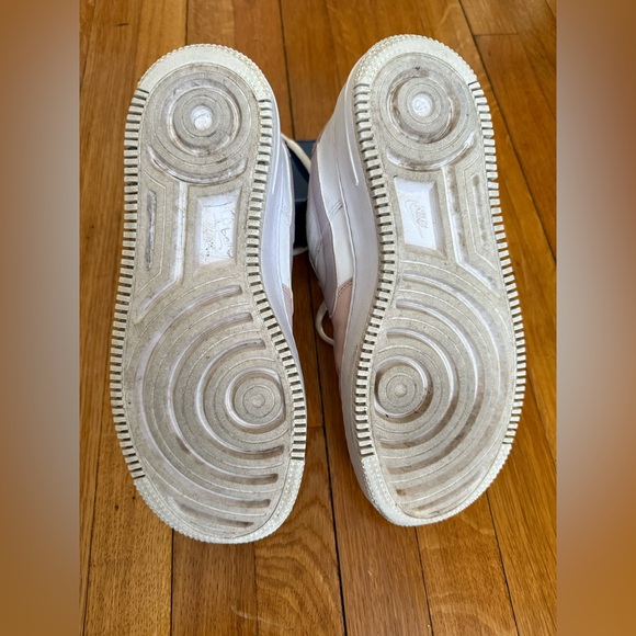 Women’s Nike Air Force 1s AF1s White/Pink/Lilac size 8.5 - Picture 4 of 8